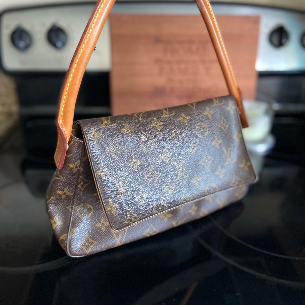 Louis Vuitton Loop Vintage Handbag